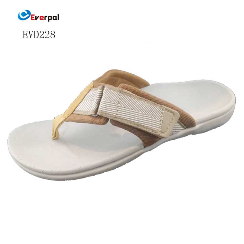किन पुरुषको अर्थोपेडिक फ्लिप फ्लपहरू खुट्टाको स्वास्थ्यको लागि आवश्यक छन्